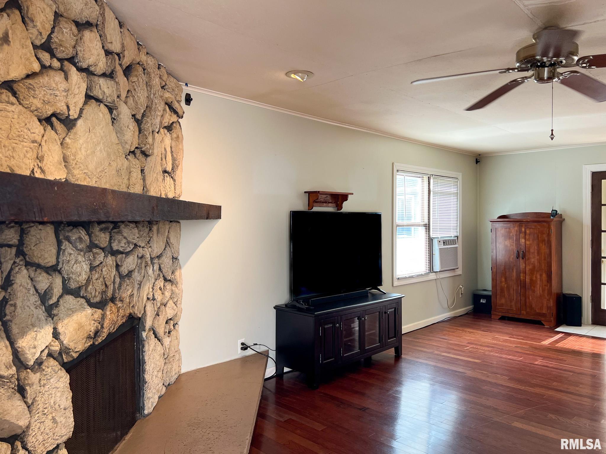 104 North 4th Street Dunlap, IL 61525 - Photo 8 of 26 Gallery Image 8