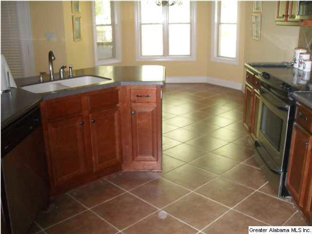 1346 Caliston Way Pelham, AL 35124 - Photo 11 of 32