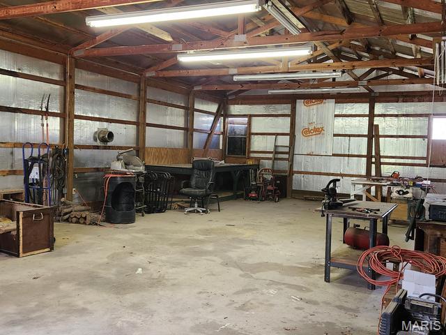 53 Wagon Wheel Road Conway, MO 65632 - Photo 15 of 21