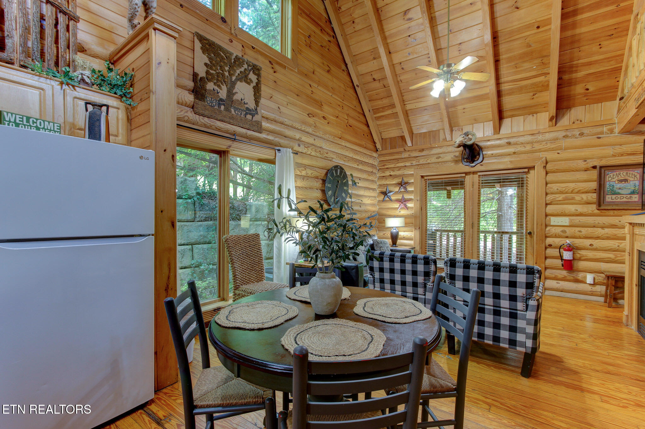 3140 Smoky Ridge Way Sevierville, TN 37862 - Photo 12 of 32 12