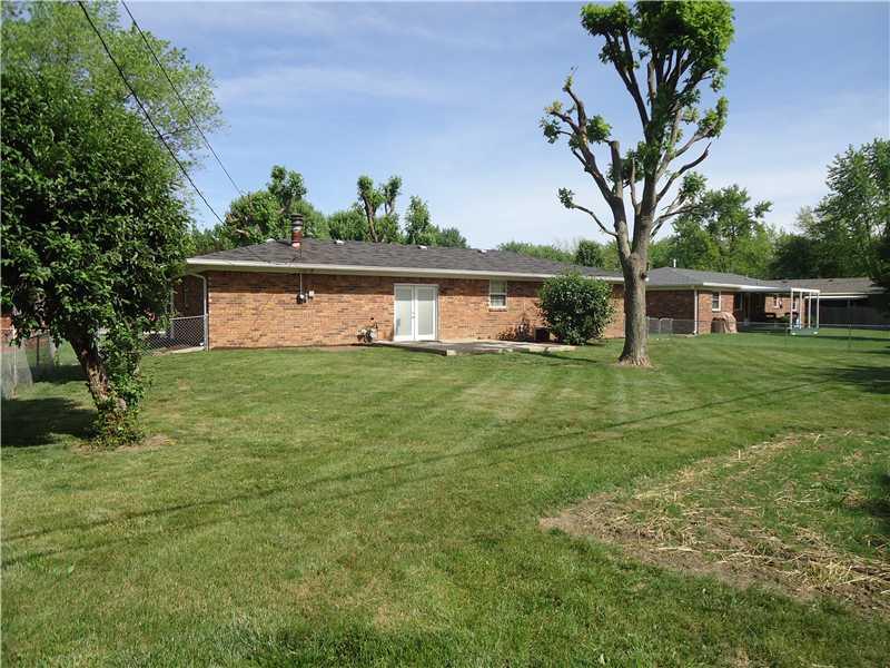 710 Hopkins Road Cumberland, IN 46229 - Photo 10 of 11