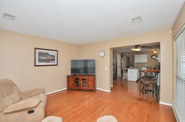 $2,300 | 612 Sweetwater Circle, Old Hickory, TN 37138