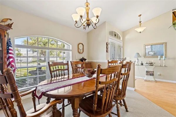 $3,000 | 830 Poinciana Road, Venice, FL 34293