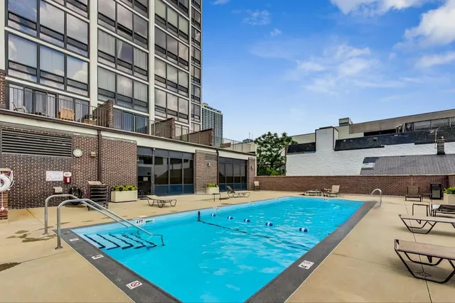 $269,900 | 1636 North Wells Street, Unit 3007, Chicago, IL 60614