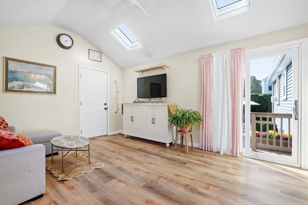 2 Lodge Road Natick, MA 01760 - Photo 3 of 36 Gallery Image 3