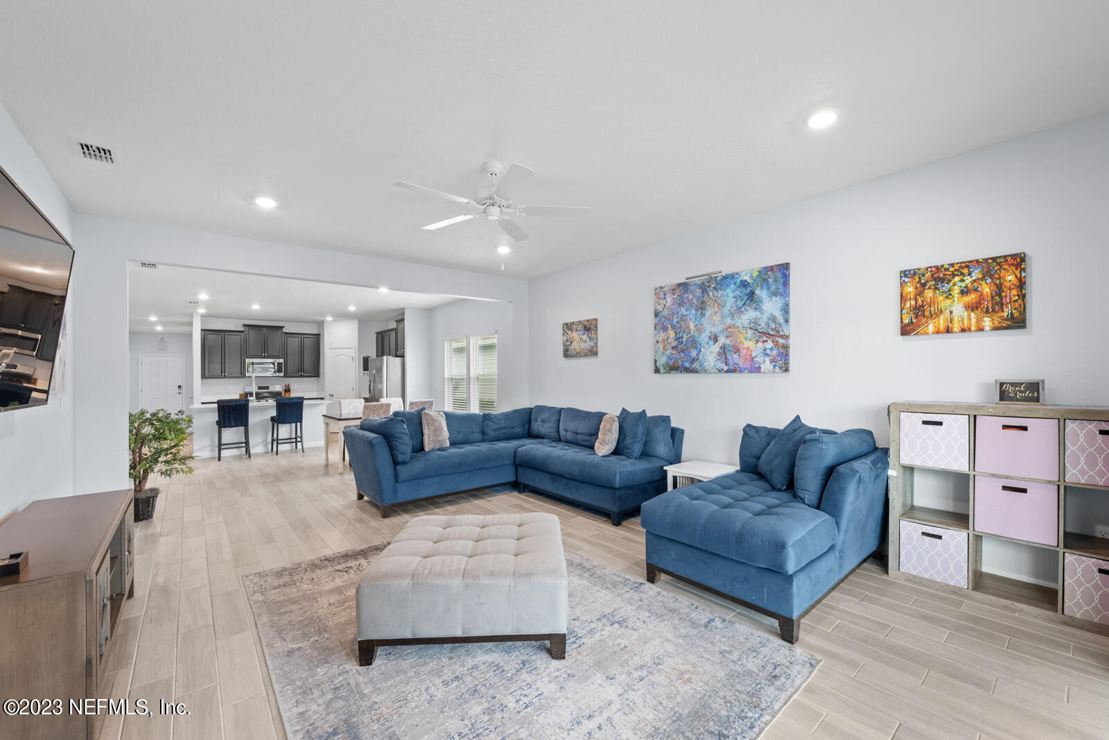 31 Seamount Way St. Augustine, FL 32092 - Photo 18 of 72 a living room with furniture and a flat screen tv