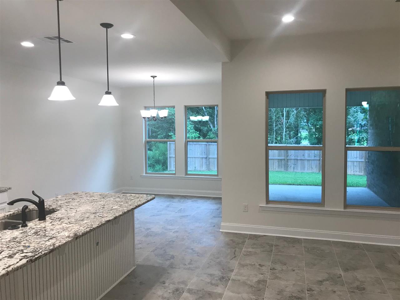 1412 Surrey Loop Foley, AL 36535 - Photo 2 of 7