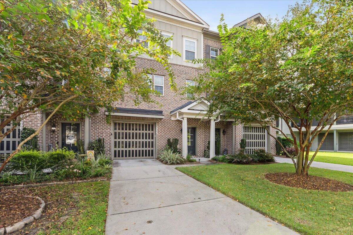 254 Slipper Shell Court Mount Pleasant, SC 29464 - Photo 2 of 19 02-Exterior-2