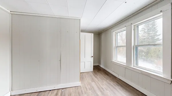 $275,000 | 121-123 Oak Hill Road, Auburn, ME 04210