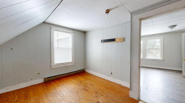 $275,000 | 121-123 Oak Hill Road, Auburn, ME 04210