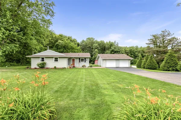 $265,000 | 11893 Gorsline Road, Battle Creek, MI 49014