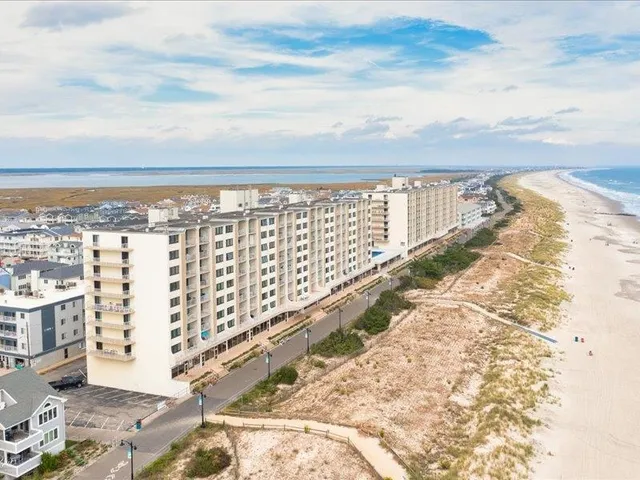 $834,900 | 3700 Boardwalk, Unit 403S, Sea Isle City, NJ 08243