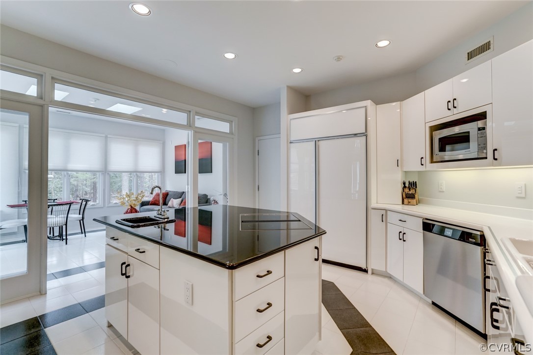 524 Edgar Road Hanover, VA 23069 - Photo 8 of 28 Kitchen and sun room.