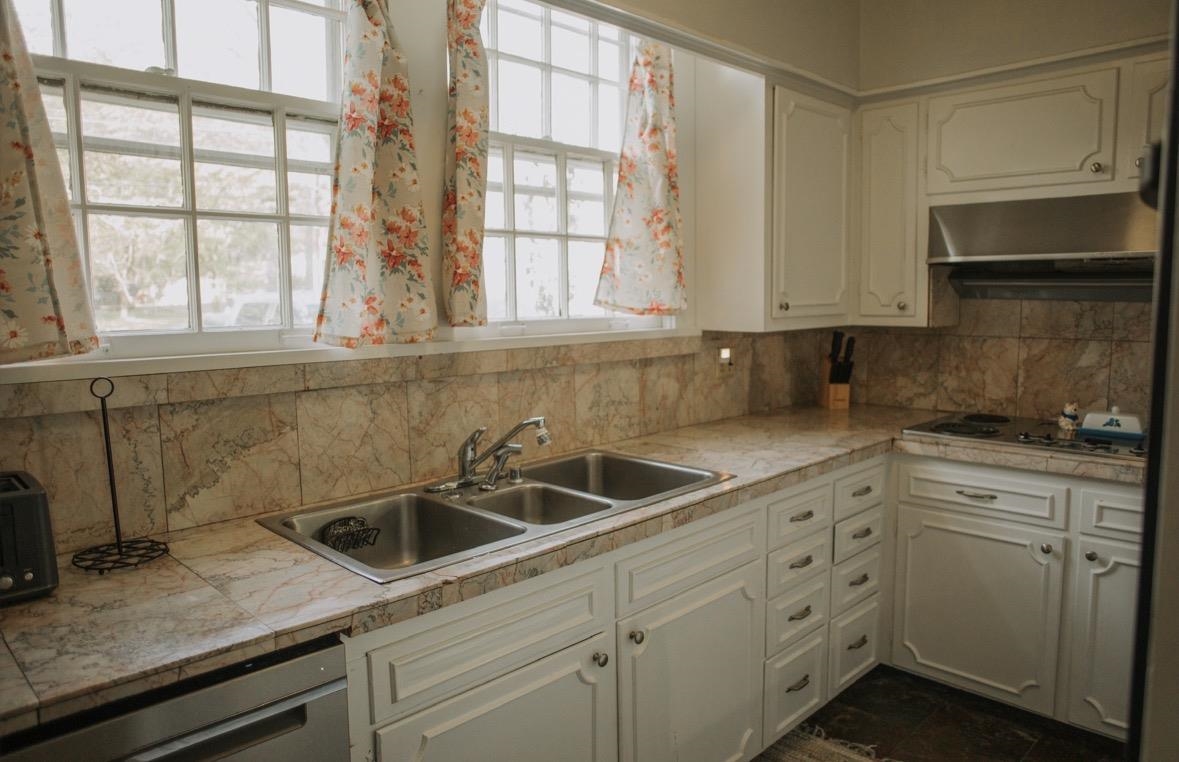 230 Lake Drive Ripley, TN 38063 - Photo 9 of 19 a kitchen with sink and window