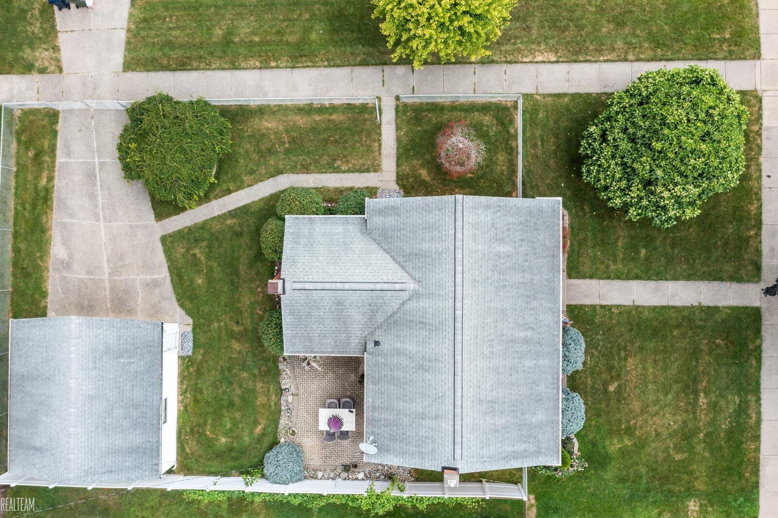 40518 Pickett Ridge Road Sterling Heights, MI 48313 - Photo 23 of 26 50150579-d0a34c77-ce38-40e3-9f6f-95269bd7e29b.JPG