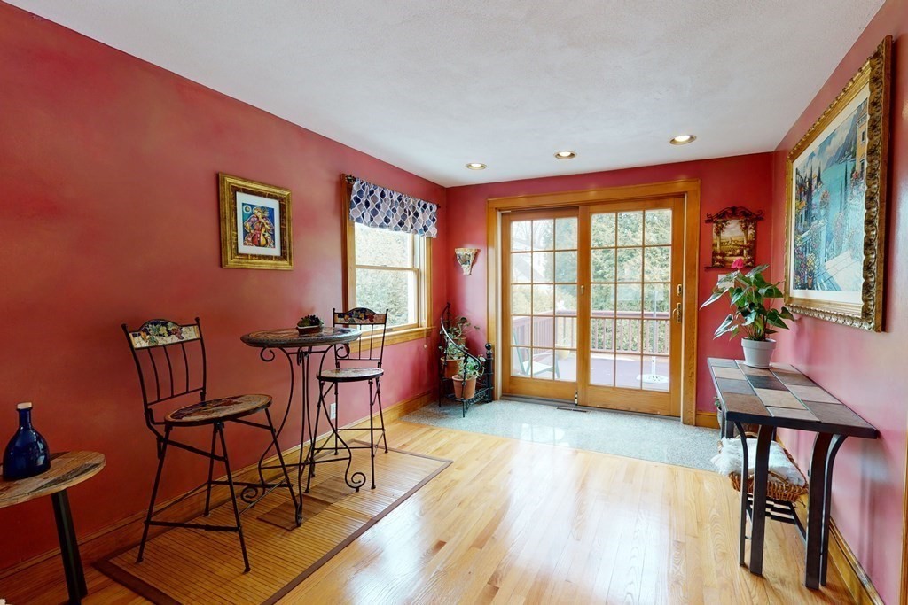 87 Ellery Road Waltham, MA 02453 - Photo 19 of 42 Gallery Image 19