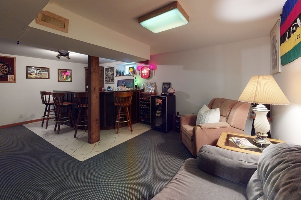 87 Ellery Road Waltham, MA 02453 - Photo 37 of 42 Gallery Image 37