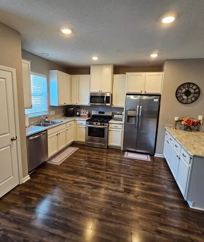 $339,500 | 1673 Windigo Lane, Shakopee, MN 55379