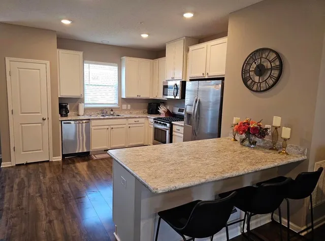 $339,500 | 1673 Windigo Lane, Shakopee, MN 55379