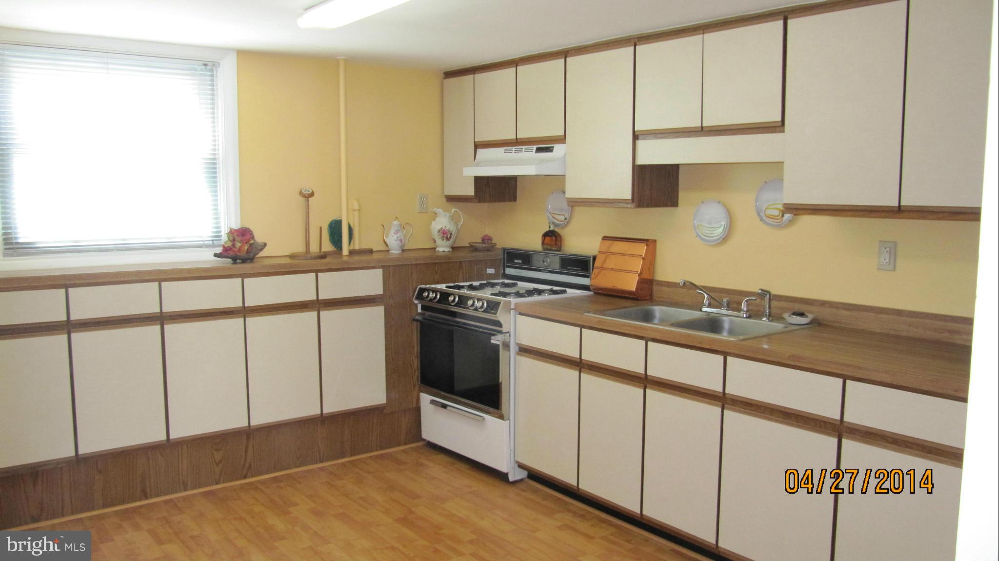 216 Walgrove Road Reisterstown, MD 21136 - Photo 26 of 30 Kitchen