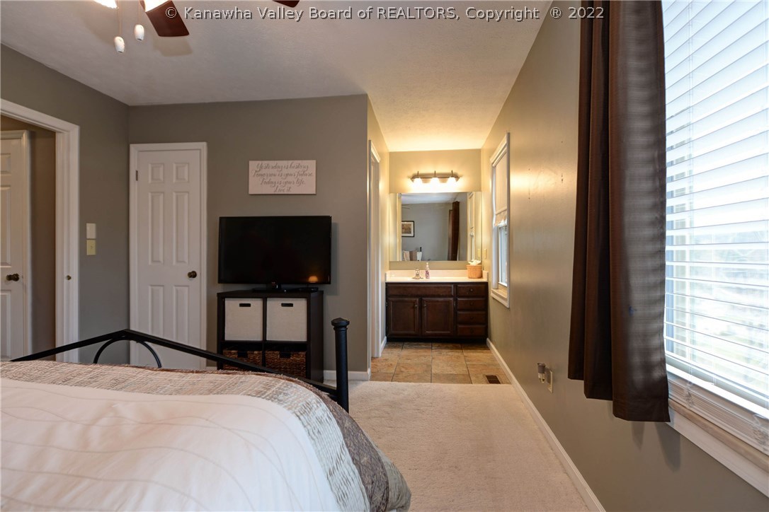 215 Jamestown Road Nitro, WV 25143 - Photo 18 of 26 Gallery Image 18