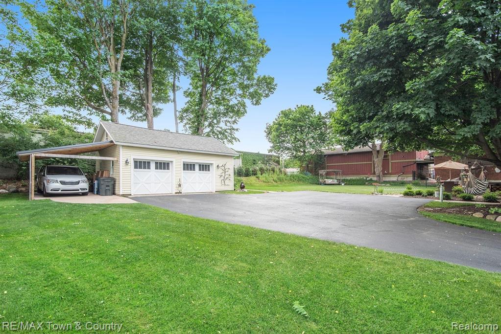 415 West Main Street Flushing, MI 48433 - Photo 33 of 37