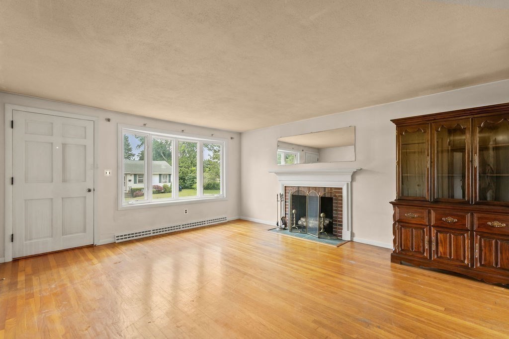 84 Porter Road Marlborough, MA 01752 - Photo 12 of 33 Gallery Image 12