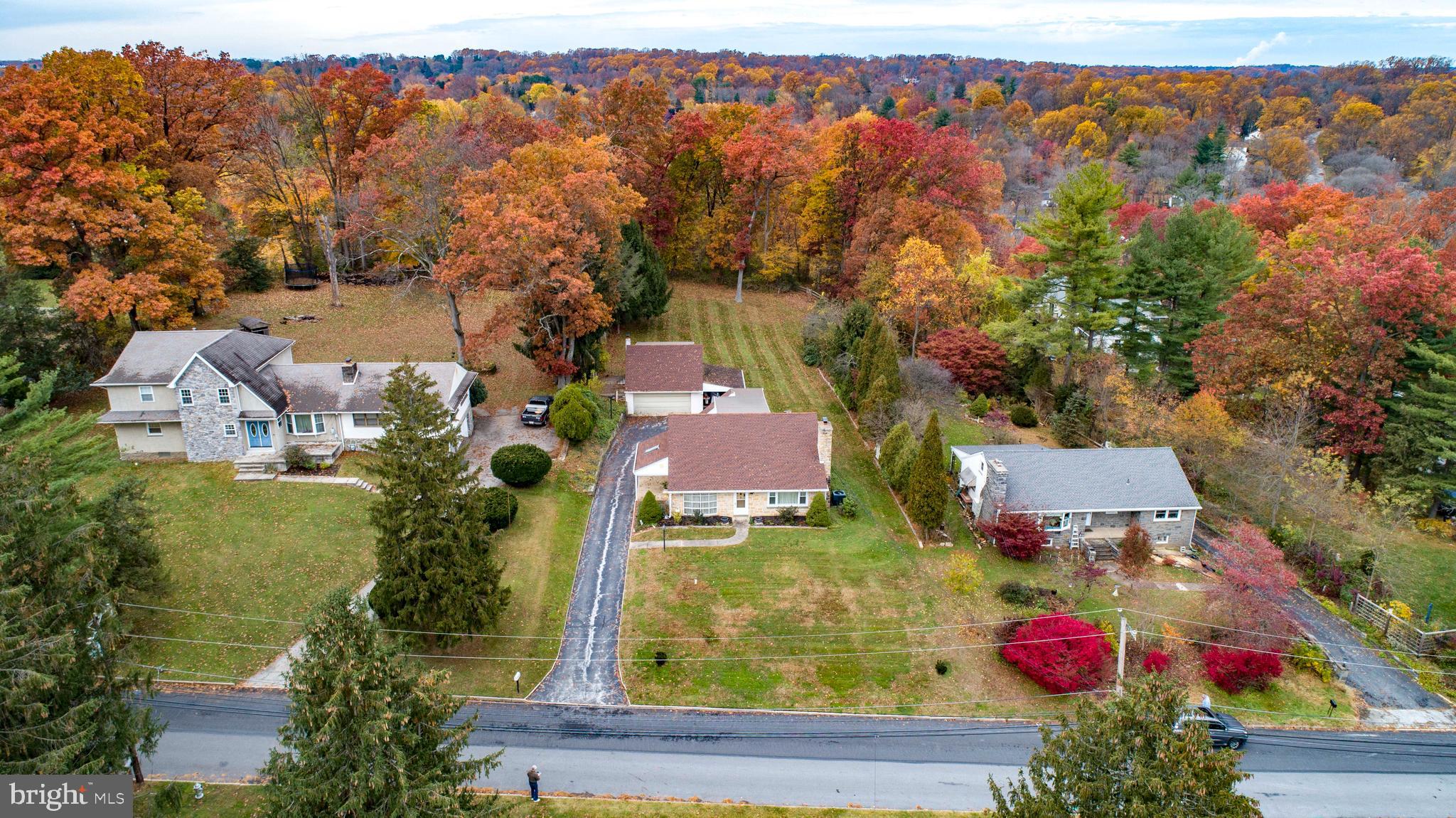 224 Barren Road Newtown Square, PA 19073 - Photo 2 of 39
