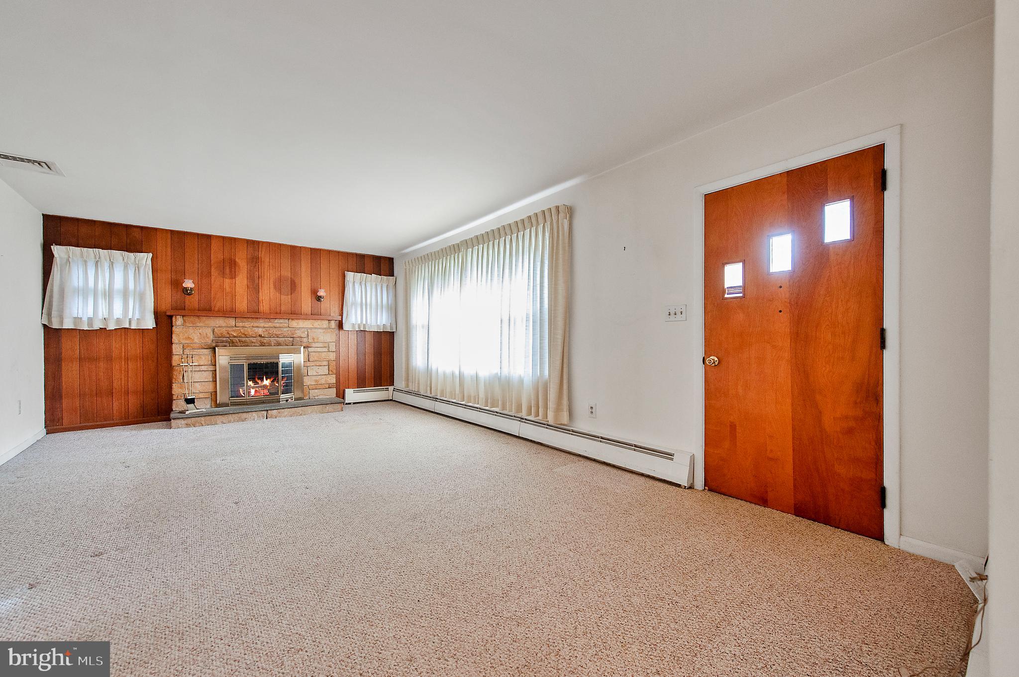 224 Barren Road Newtown Square, PA 19073 - Photo 4 of 39