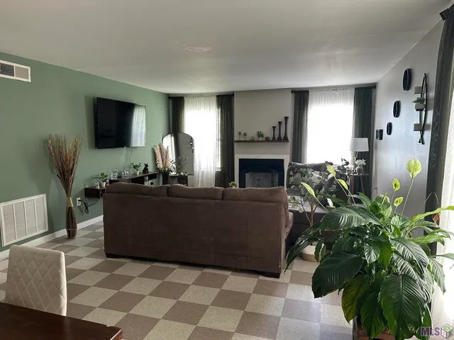 $315,000 | 9132 GSRI Avenue, Baton Rouge, LA 70810