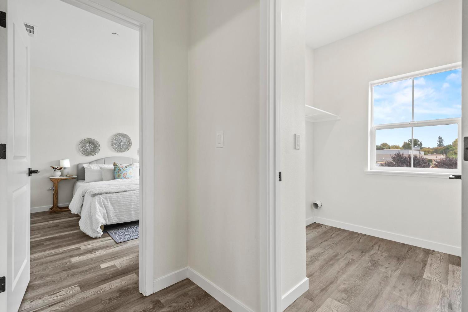 179 Park Circle Gridley, CA 95948 - Photo 31 of 57 a bedroom with a bed and a window