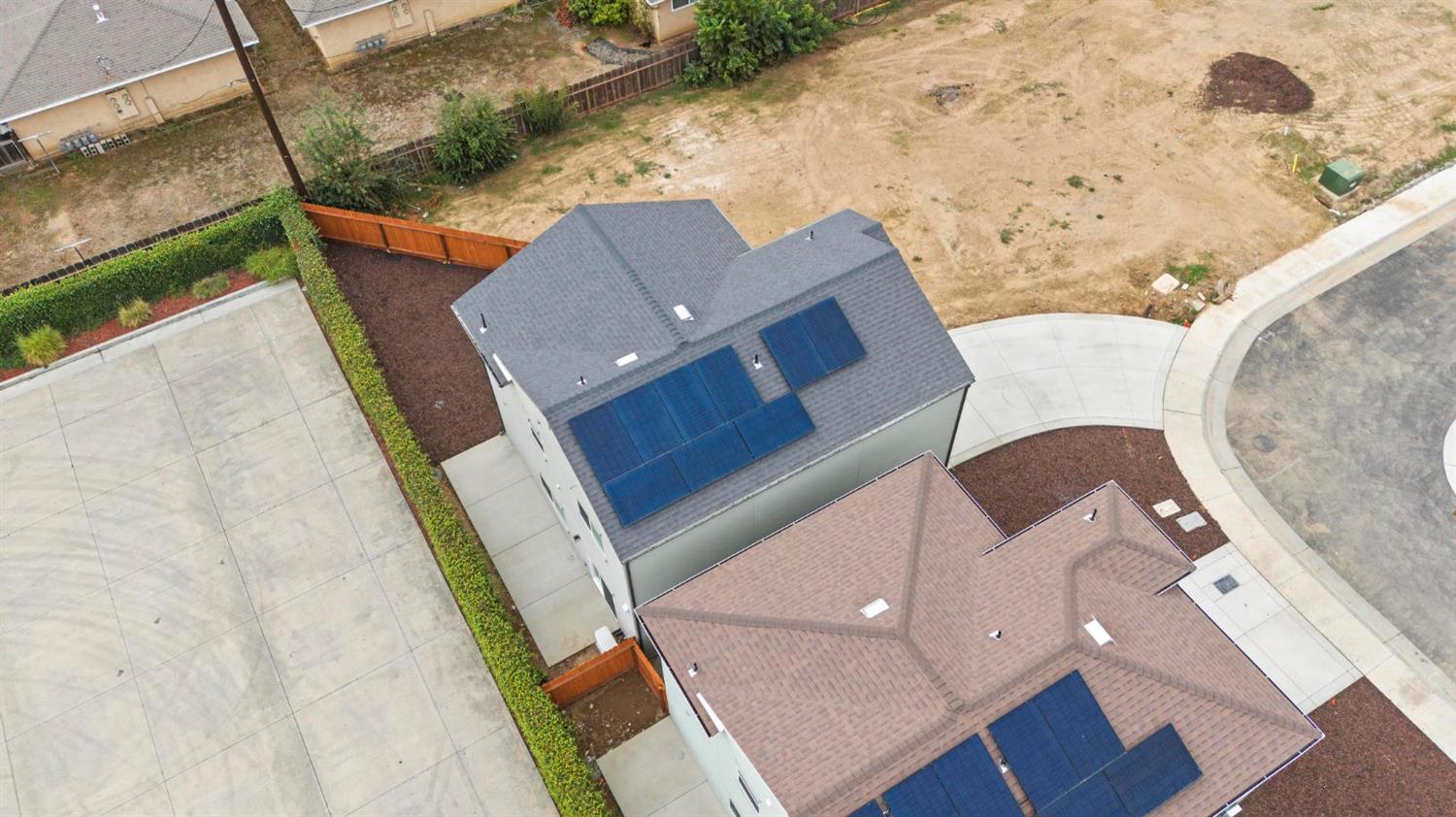 179 Park Circle Gridley, CA 95948 - Photo 47 of 57 a view of living room with furniture and wooden floor