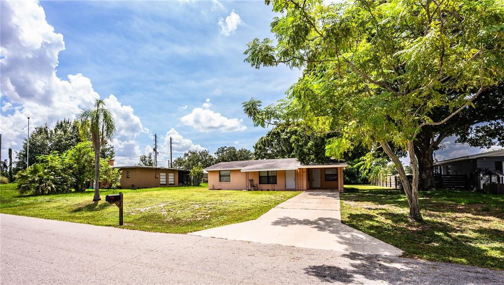 113 Pinehurst Road Sebring, FL 33870 - Photo 2 of 67 Gallery Image 2