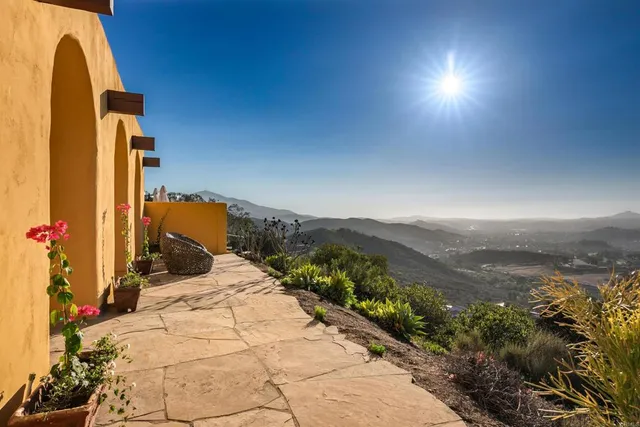 $2,000,000 | 3696 Alta Loma Drive, Jamul, CA 91935