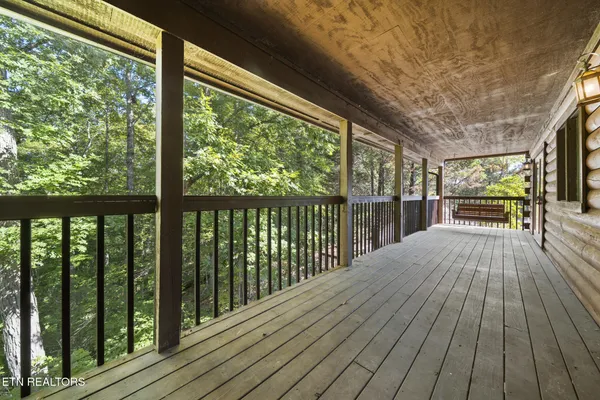 $899,900 | 836 Bear Run Way, Sevierville, TN 37862