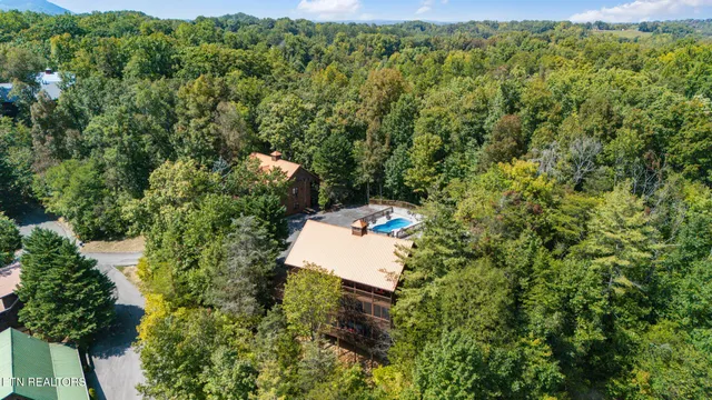 $1,149,900 | 836 Bear Run Way, Sevierville, TN 37862