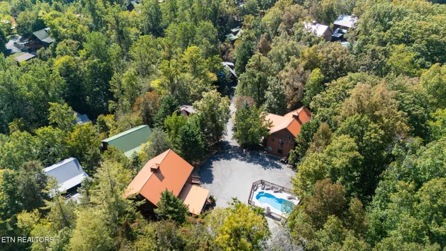 $1,149,900 | 836 Bear Run Way, Sevierville, TN 37862