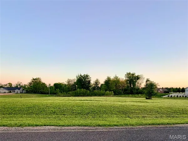 $105,000 | 6629 Lake James Drive, Edwardsville, IL 62025