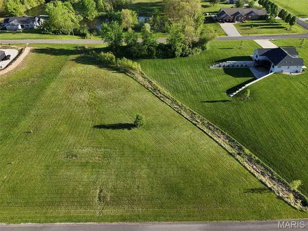 $105,000 | 6629 Lake James Drive, Edwardsville, IL 62025