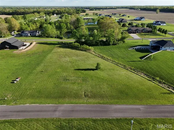 $105,000 | 6629 Lake James Drive, Edwardsville, IL 62025