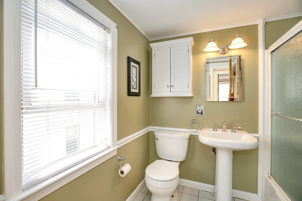 34 Hamilton Road Belmont, MA 02478 - Photo 17 of 25 Gallery Image 17