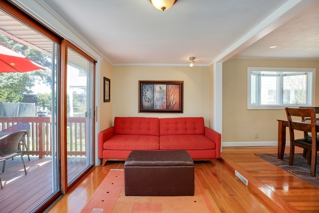 34 Hamilton Road Belmont, MA 02478 - Photo 8 of 25 Gallery Image 8