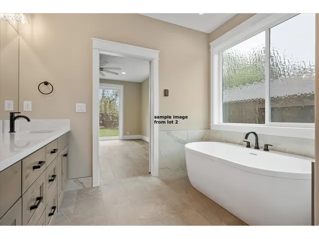 $899,990 | 16221 Northeast 180th Street, Brush Prairie, WA 98606