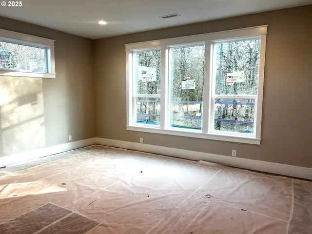 $899,990 | 16221 Northeast 180th Street, Brush Prairie, WA 98606