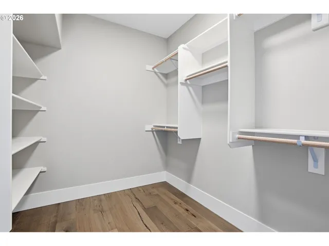 $899,990 | 16221 Northeast 180th Street, Brush Prairie, WA 98606