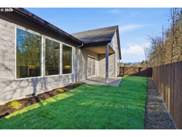 $899,990 | 16221 Northeast 180th Street, Brush Prairie, WA 98606