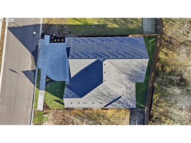 $899,990 | 16221 Northeast 180th Street, Brush Prairie, WA 98606