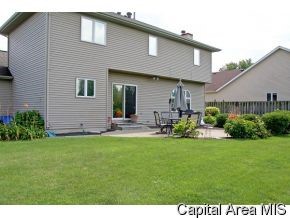 405 Silver Spring Drive Springfield, IL 62702 - Photo 9 of 11