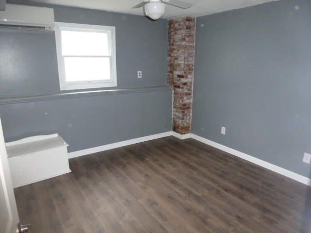 18 Lane Road Derry, NH 03038 - Photo 3 of 25