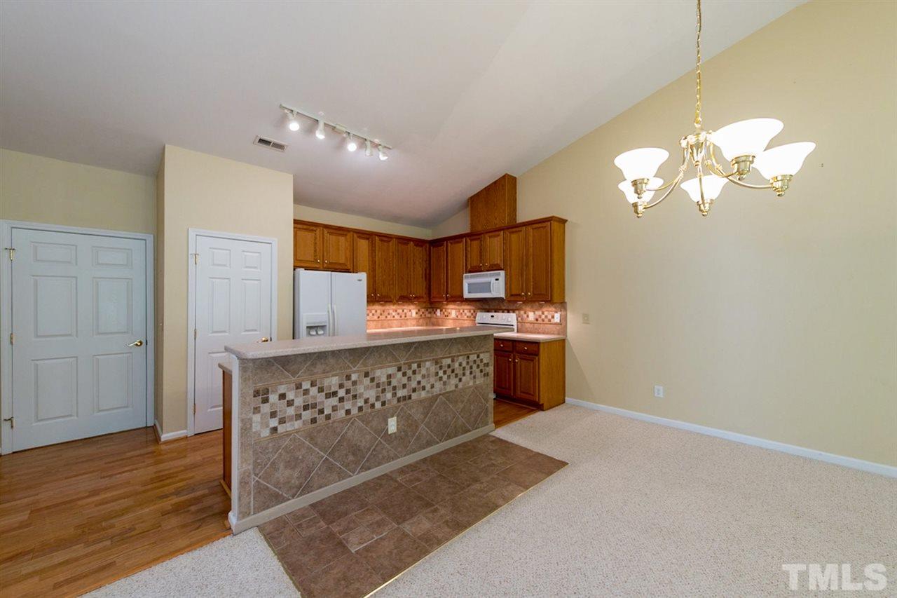 10487 Dapping Drive Raleigh, NC 27614 - Photo 8 of 19